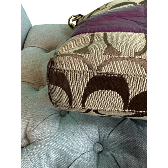 Coach Beige/Magenta Canvas Signature and Patent Large Hobo Crossbody Bag - Picture 11 of 13
